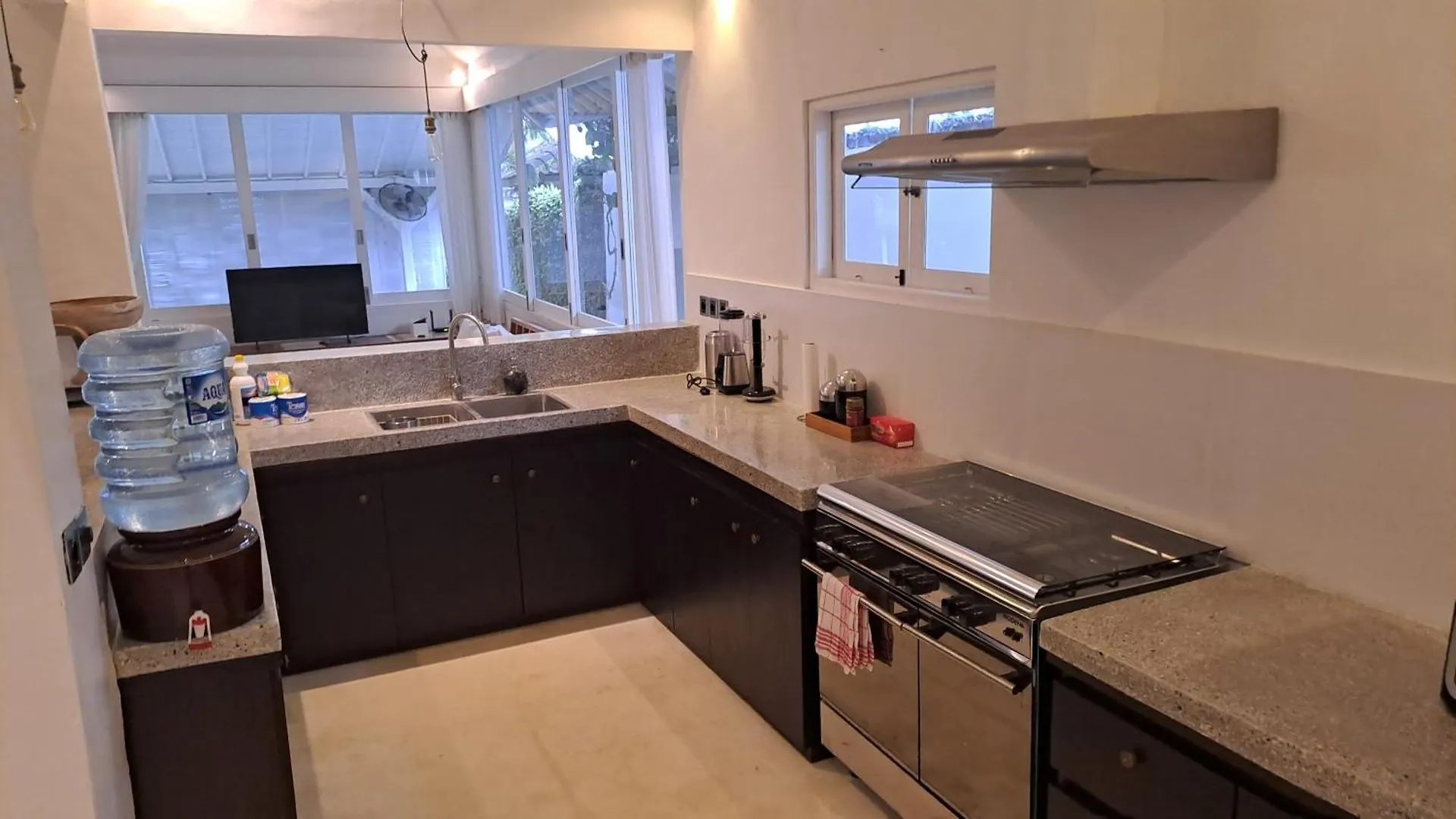 Bear Cottage 4 Bedroom Luxury Villa - Petitenget, Seminyak